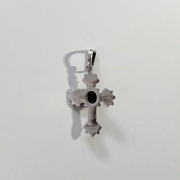 Stirling Silver Cross - Picture 4 of 4